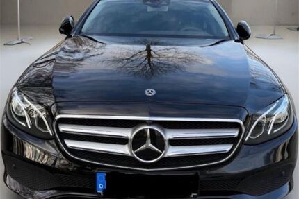 Mercedes-Benz E 220 196.000 km 19.000 &euro; Elmshorn 25337