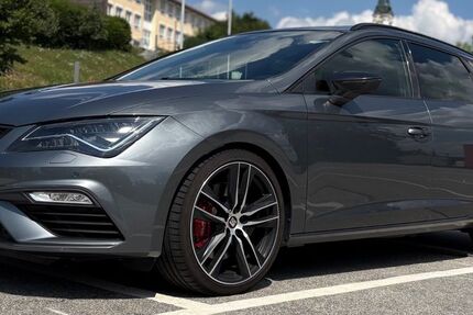 Seat Leon 90.149 km 19.500 &euro; Untergriesbach 94107