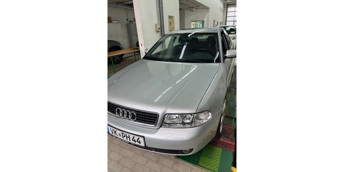 Audi A4 40.500 km 8.500 &euro; Völklingen-Ludweiler 66333