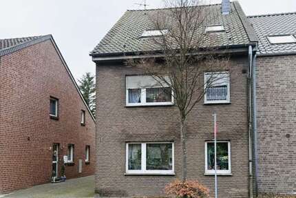 Haus zum Kaufen in Kevelaer 349.000 € 183 m² 12 zimmer