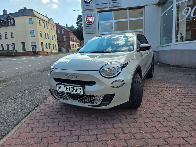 Fiat 600 2.500 km 22.990 € Zwickau 08064