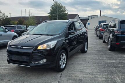 Ford Kuga 160.000 km 8.590 € Altdorf 84032