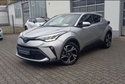 Toyota C-HR 27.459 km 26.830 &euro; Berlin 13403
