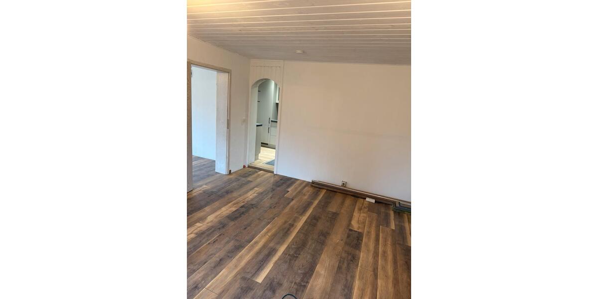 Haus direkt in Kolkwitz zu vermieten.Kaltmiete: 990 Euro 3 zimmer