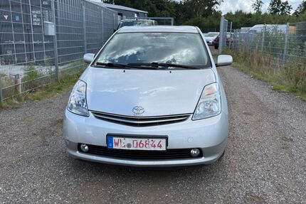 Toyota Prius 217.000 km 4.390 € salzhausen 21376
