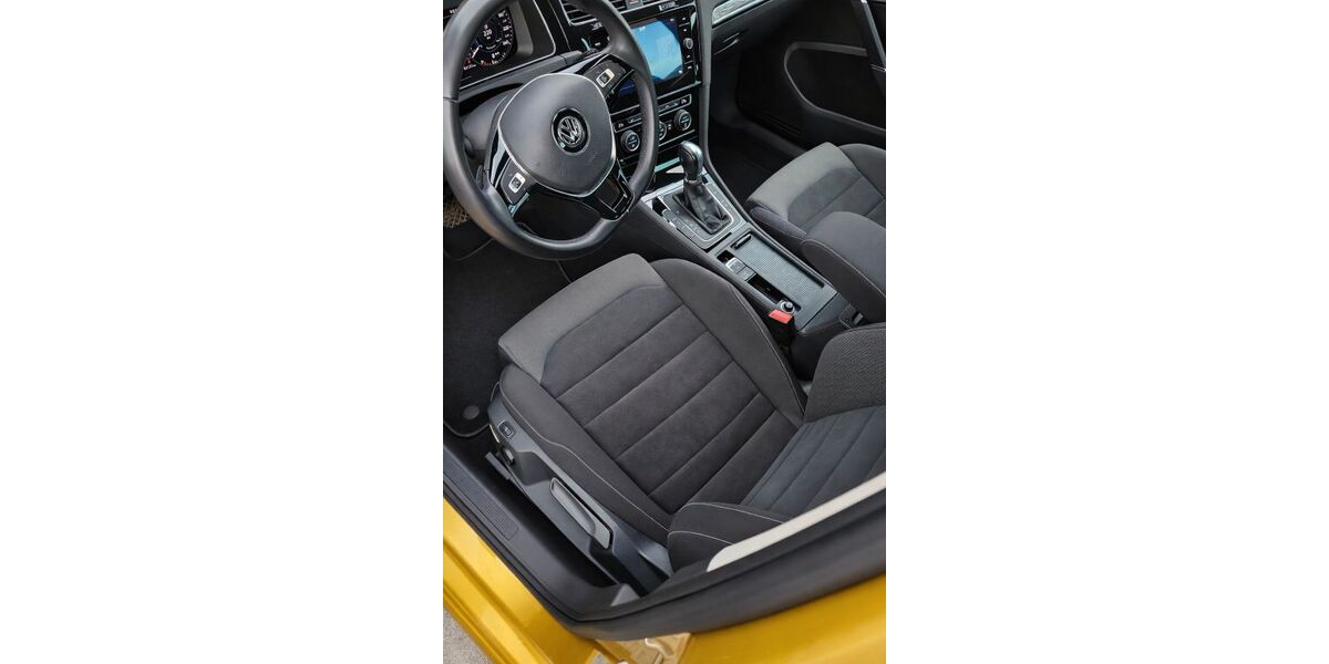 VW Golf 83.500 km 15.500 &euro; Vierkirchen 85256