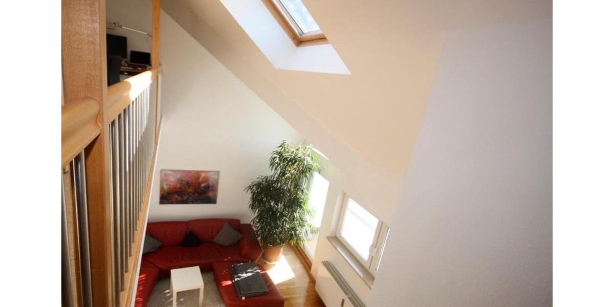 Dachgeschoßwohnung Weilheim in Oberbayern - 4 Zimmer, 94 m&sup2;, 1.550&euro; | Angebot:25393386