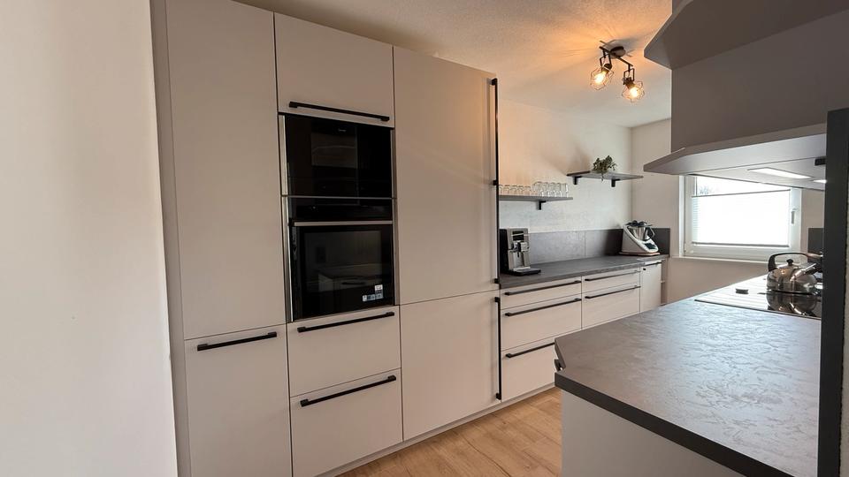 Etagenwohnung Oelsnitz (Erzgebirge) - 3 Zimmer, 68 m&sup2;, 165.000&euro; | Angebot:24370434