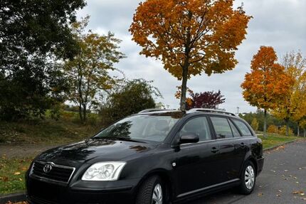 Toyota Avensis 114.000 km 5.000 € München 80469