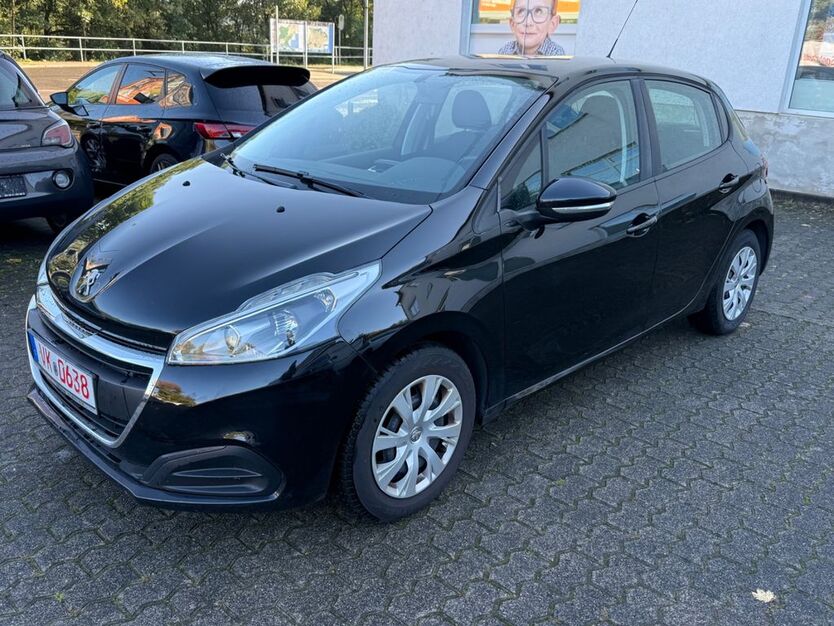 Peugeot 208 160.000 km 4.600 € Völklingen 66333