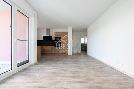2,5-Zimmer-NeubauWohnung mit Terrasse und Garten in ruhiger Lage