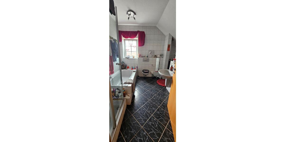 Etagenwohnung Groß Twülpstedt - 4 Zimmer, 120 m&sup2;, 210.000&euro; | Angebot:25375820