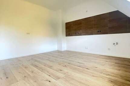 Helle 3-Zimmer-Dachgeschosswohnung in St. Ingbert-Rentrisch ( Saniert) - Wohnung Saarbrücken | Angebot:27111787