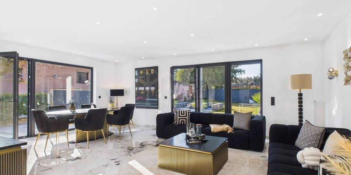 Große Luxuswohnung in Kirkel-Neuhäusel - Garten, Terrasse, Garage, 2 Bäder & 2 hochwertige Nutzräume 4 zimmer