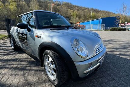 Mini ONE 215.123 km 2.999 &euro; Dieblich 56332