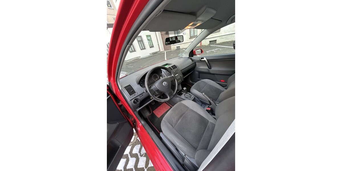 VW Polo 183.286 km 1.900 € Chemnitz 09111