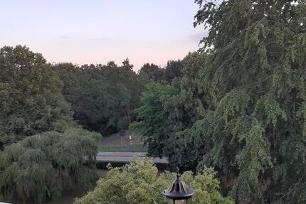 Helle, renovierte 3-Zi-Wohnung in ruhiger Lage, 2 Loggien 3 zimmer