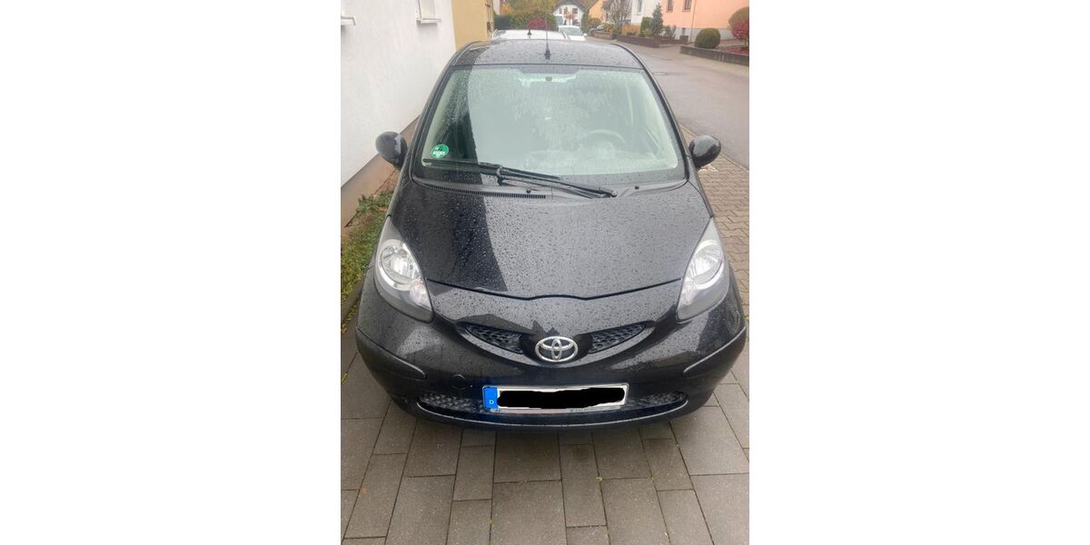 Toyota Aygo (X) 159.000 km 2.500 &euro; Karlsruhe 76139