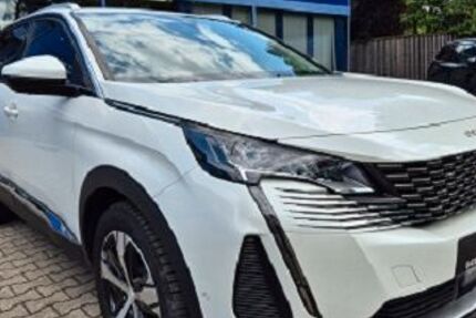 Peugeot 5008 51.000 km 22.790 € Nürnberg OT Schweinau 90439
