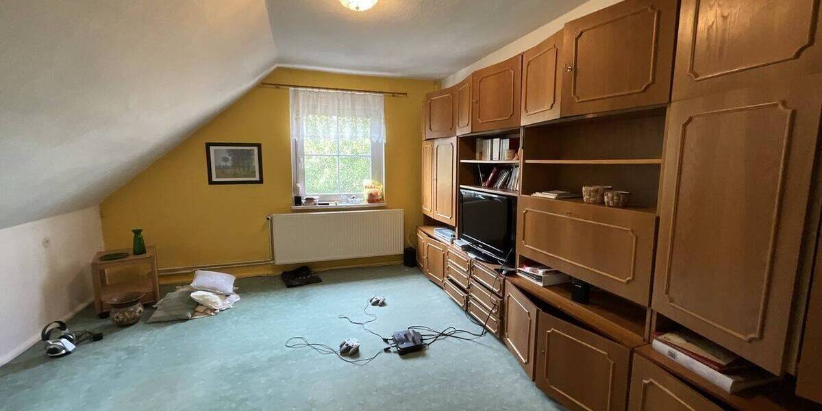 Mehrfamilienhaus, Wohnhaus Döbern - 8 Zimmer, 270 m&sup2;, 249.000&euro; | Angebot:26220240