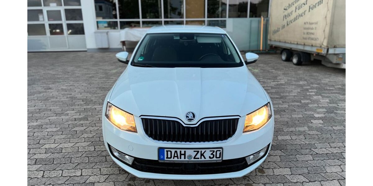 Skoda Octavia 268.000 km 7.900 &euro; altomunster 85250
