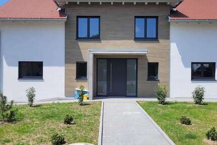 Haus Kandern Tüchlingen - 4 Zimmer, 143 m&sup2;, 2.450&euro; | Angebot:24879641