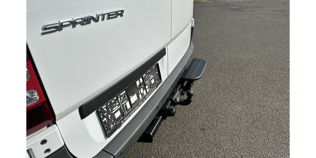 Mercedes-Benz Sprinter 316 CDI Tourer 2,2,2,3 mit 2,8 to AHK 250.794 km 24.871 &euro; Mainz 55122