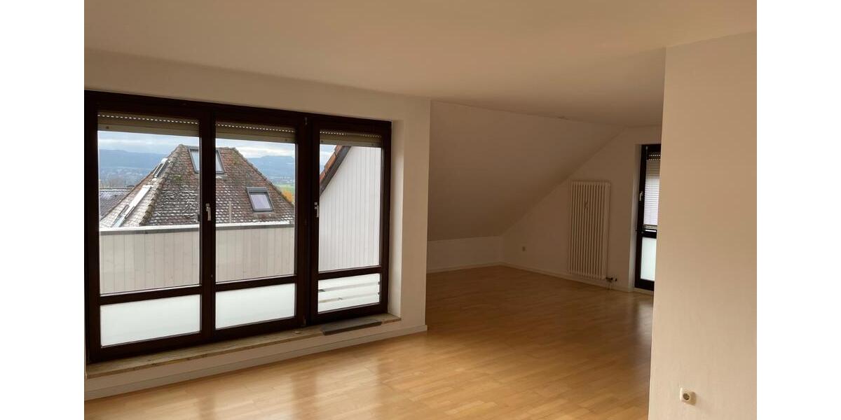 Dachgeschoßwohnung Lichtenfels - 2.5 Zimmer, 73 m&sup2;, 639&euro; | Angebot:26313107