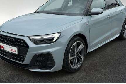 Audi A1 1.006 km 27.421 &euro; Hamburg 22419