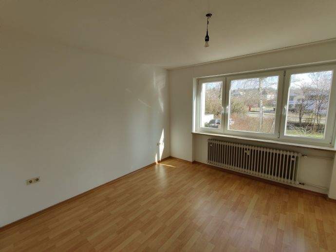 Schöne 3-Zimmerwohnung mit Balkon in gepflegtem Anwesen 3 zimmer