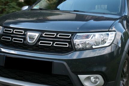 Dacia Logan 182.000 km 6.500 &euro; Lichtenfels 96215