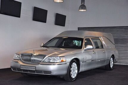 Lincoln Town Car