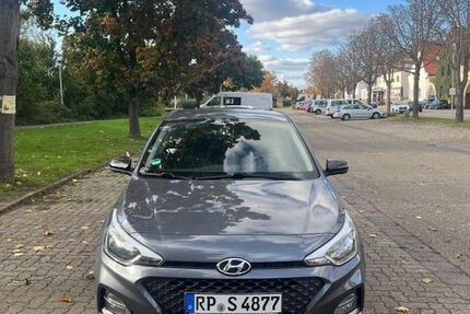 Hyundai i20 81.000 km 11.000 &euro; Schifferstadt 67105
