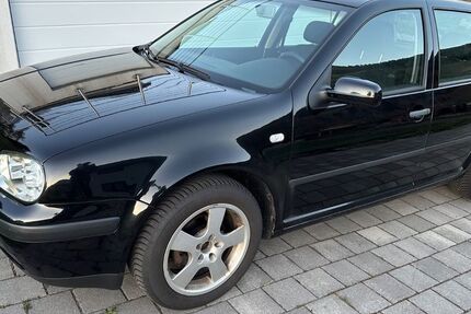 VW Golf 248.979 km 850 &euro; Tunau 79677