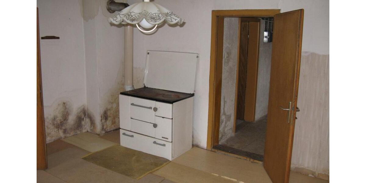 Einfamilienhaus Winklarn - 6 Zimmer, 130 m&sup2;, 59.900&euro; | Angebot:26439474