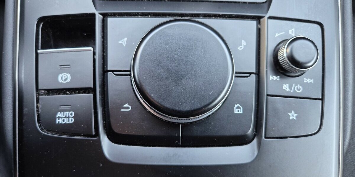 Mazda MX-30 e-SKYACTIV Rückfahrkamera, Klima, AppleCarpl 78.555 km 11.890 &euro; Rodgau 63110