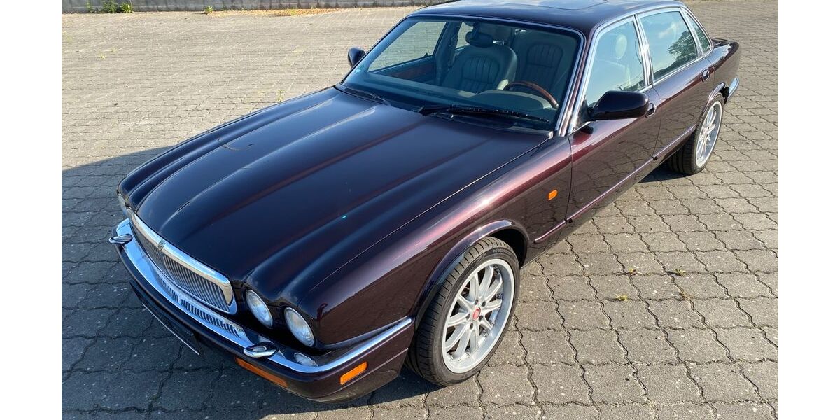 Jaguar XJ 118.571 km 9.990 &euro; Loxstedt 27612