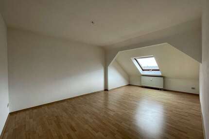 ZweiraumWohnung mit tollem Schnitt! 45m², Bad + Küche mit Fenster, Aufzug!