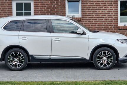 Mitsubishi Outlander 150.000 km 14.500 &euro; Karstädt 19357