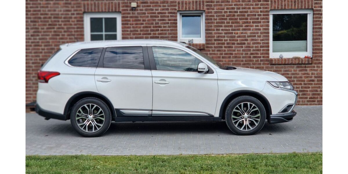 Mitsubishi Outlander 150.000 km 14.500 &euro; Karstädt 19357