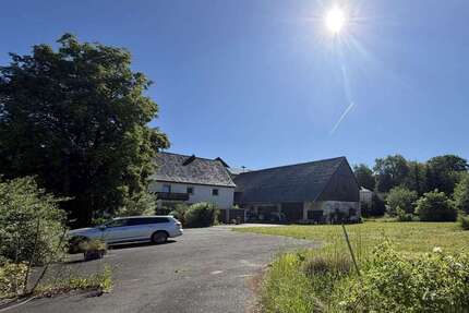 Haus Rödental - 10 Zimmer, 200 m&sup2;, 249.000&euro; | Angebot:26661846
