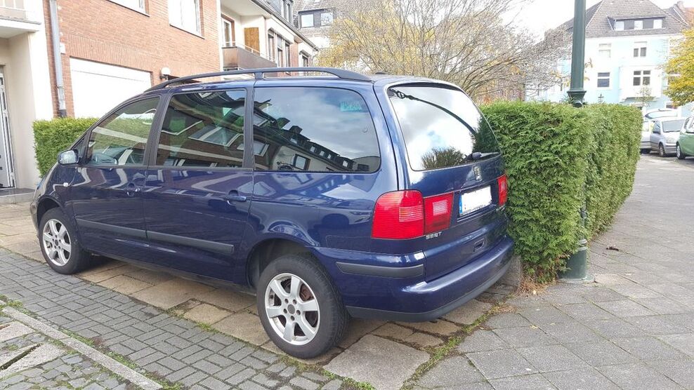 Seat Alhambra 220.000 km 2.500 € Düsseldorf 40468