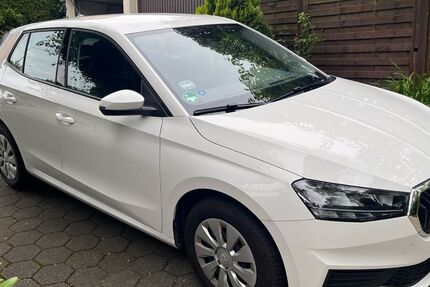 Skoda Fabia 38.318 km 14.200 € Attendorn 57439