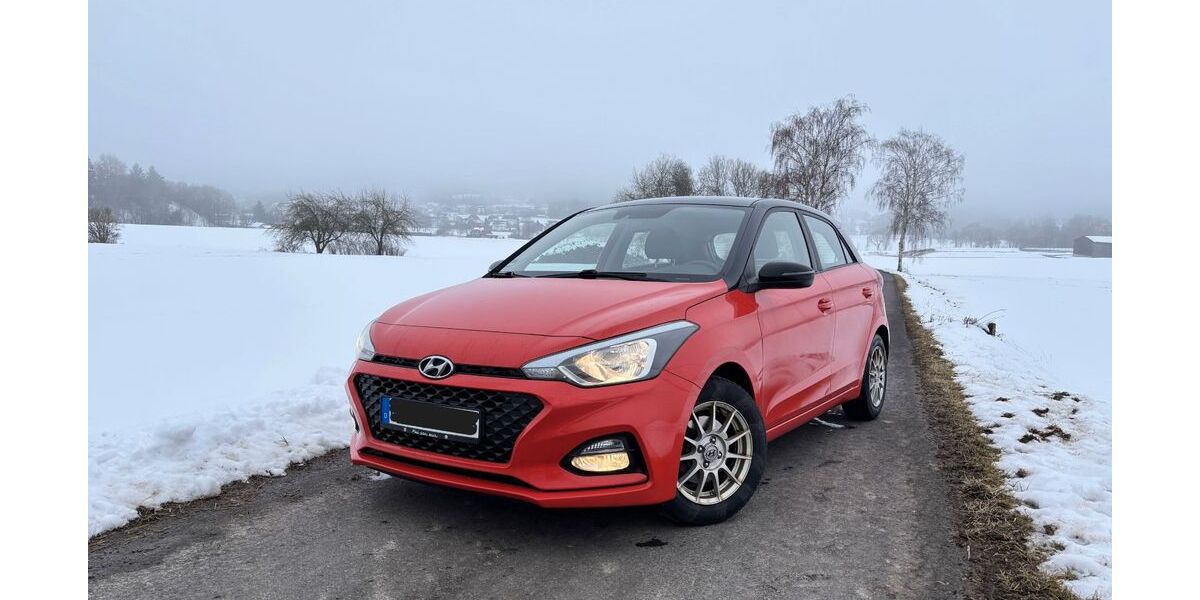 Hyundai i20 177.000 km 7.999 &euro; Marktredwitz 95615