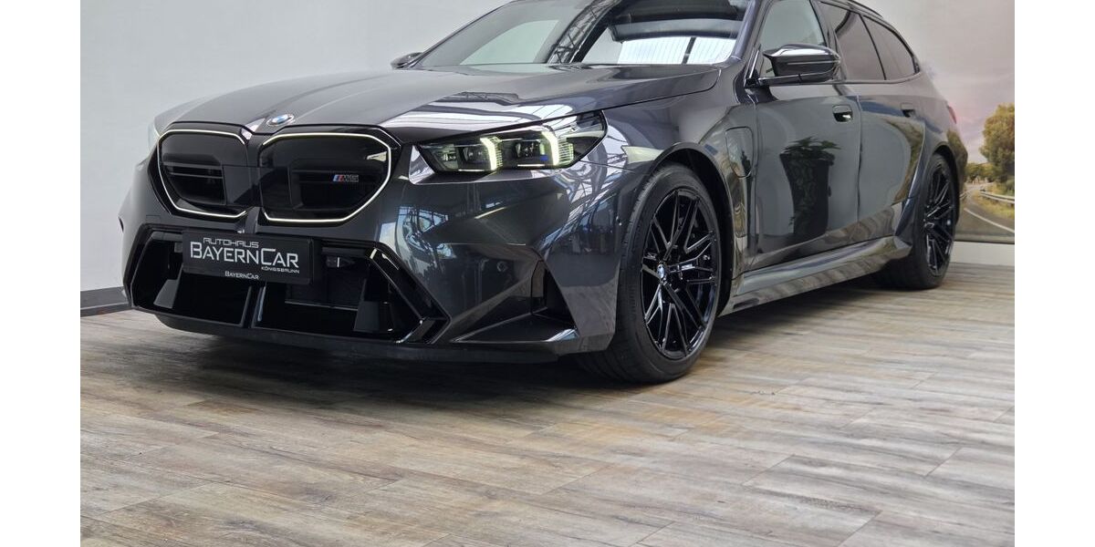 BMW M5 5.300 km 128.489 &euro; Königsbrunn 86343