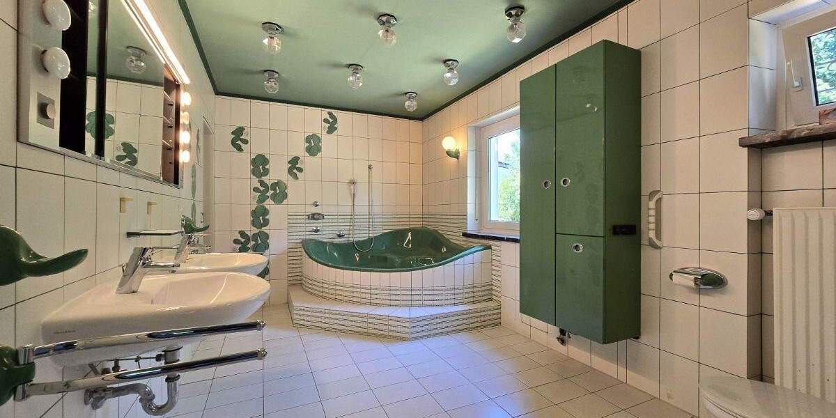 Mehrfamilienhaus, Wohnhaus Brunnthal - 1 Zimmer, 340 m&sup2;, 1.250.000&euro; | Angebot:25775660