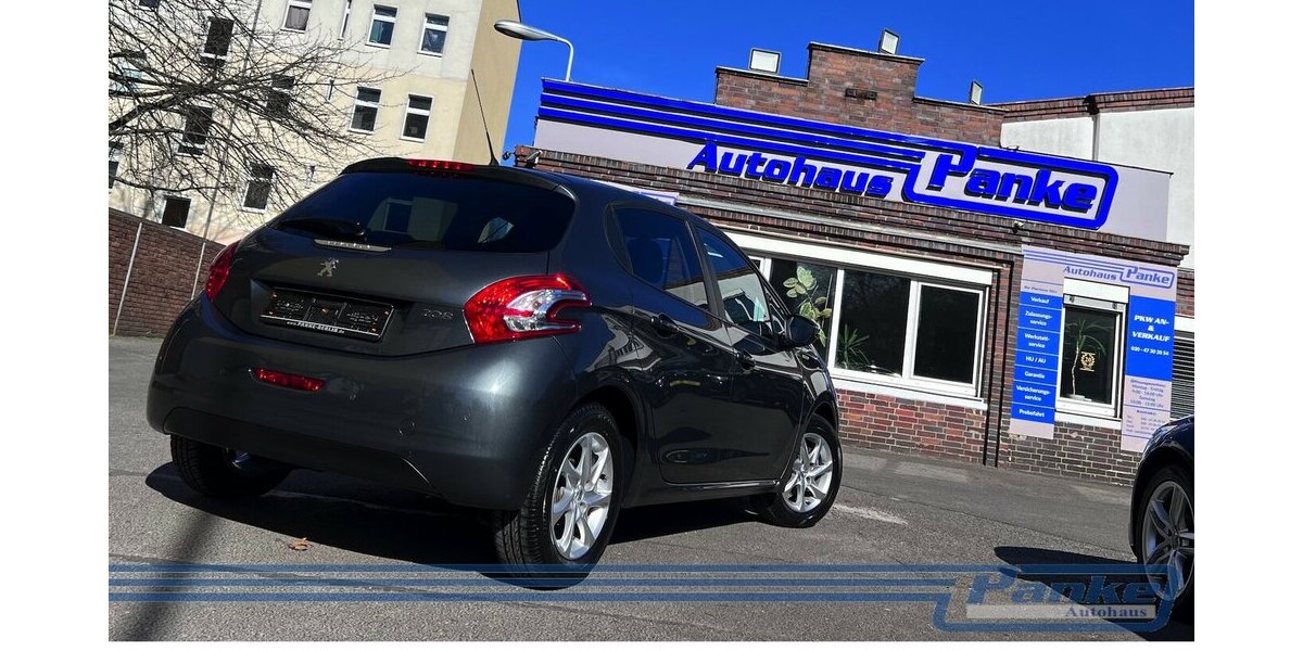 Peugeot 208 Style 1.2*SHZ*5trg*PDC*Klima*Blueto*Tempo* 73.611 km 7.980 &euro; Berlin 13187