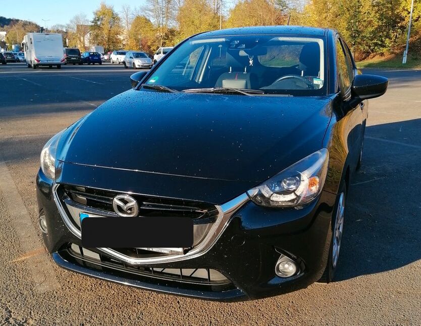 Mazda 2 111.000 km 8.200 € Dillenburg 35689