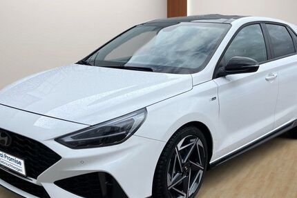 Hyundai i30 17.885 km 25.390 &euro; Landau 76829