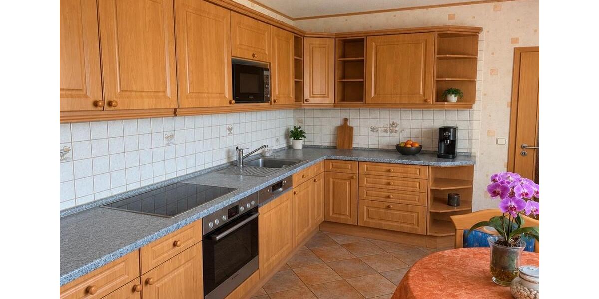 Etagenwohnung Elsterwerda - 3 Zimmer, 130 m&sup2;, 155.000&euro; | Angebot:26768837